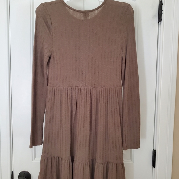 Art Class Dress - Picture 3 of 3